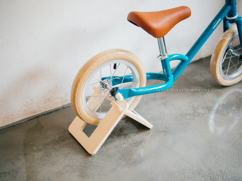tokyobike paddle wood stand