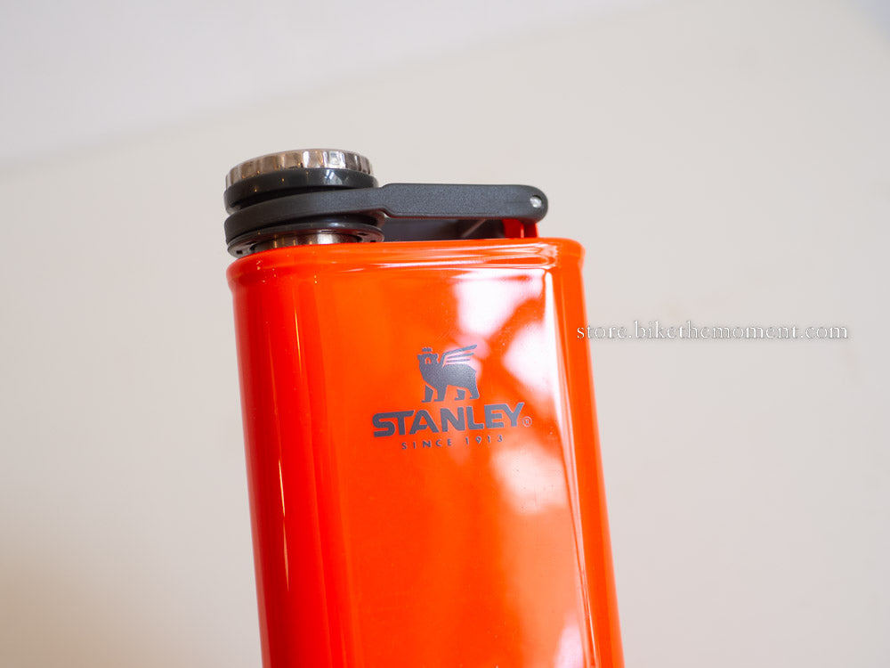 Stanley Flask Blaze Orange 酒壺橘紅色 8oz