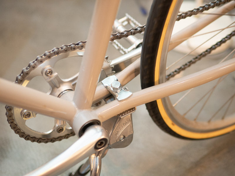 銀色金屬雙腳撐 Double Leg Bike Stand